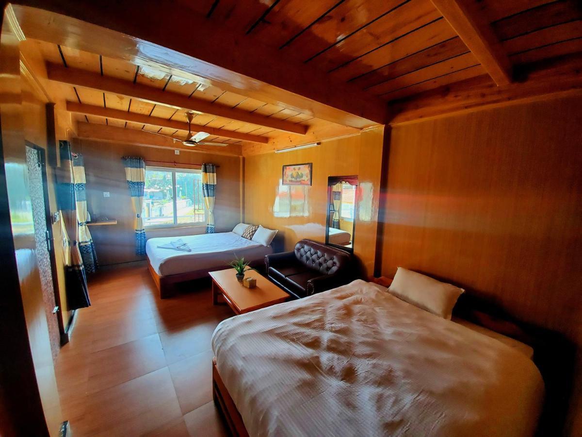 Hotel Waterside Pokhara Exterior foto